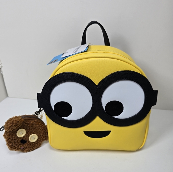 Loungefly Handbags - Loungefly Universal Parks Exclusive Minion Convertible Crossbody Backpack Nwt